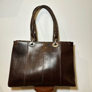Elegant Brown Snakeskin Shoulder Bag
